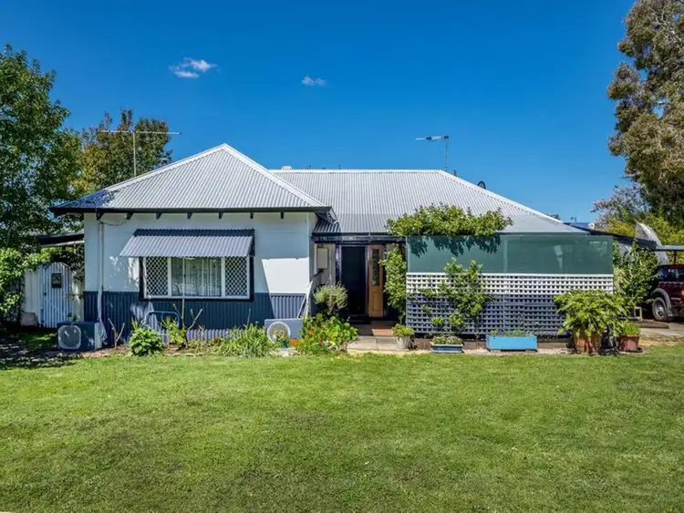2 Congdon Avenue, Pinjarra WA 6208