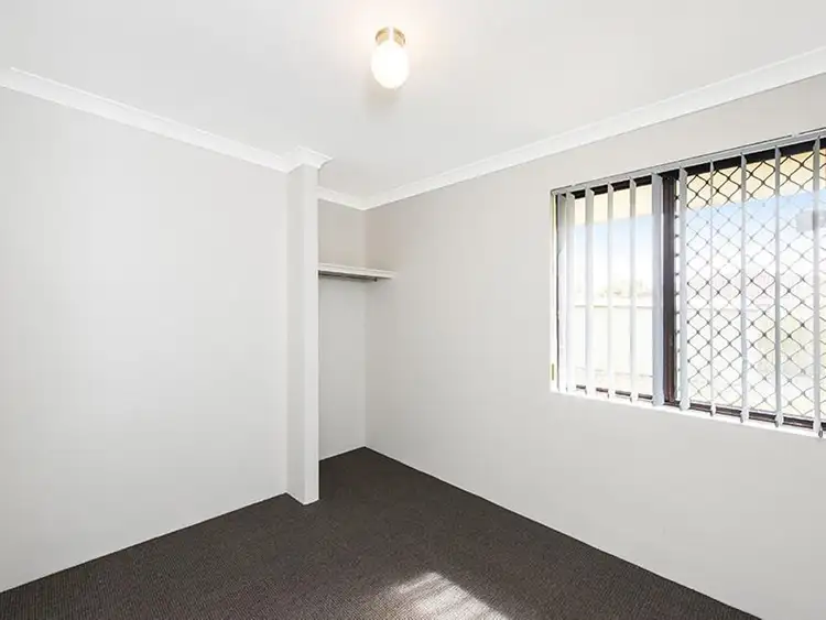 Sixth view of Homely house listing, 3 Revesby Place, Coodanup WA 6210