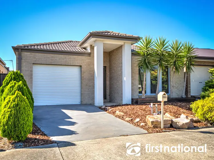 38 Datura Avenue, Cranbourne North VIC 3977