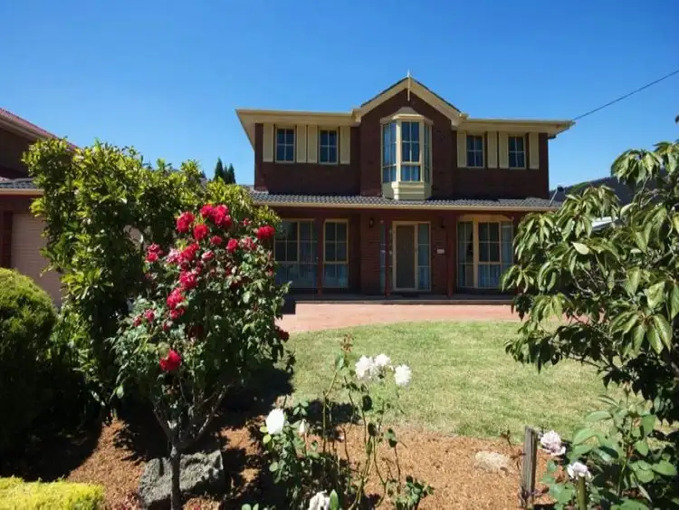 9 Tandragee Close, Wantirna South VIC 3152
