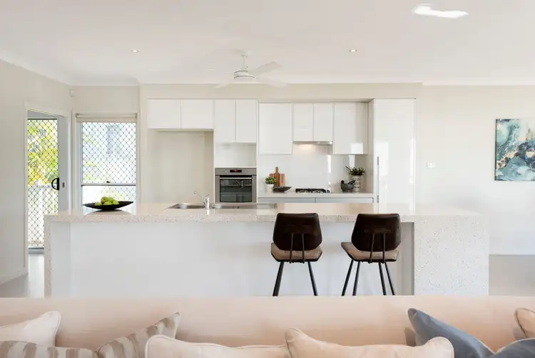 Second view of Homely house listing, 31 Goodenia Crescent, Seventeen Mile Rocks QLD 4073