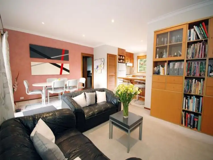 Second view of Homely house listing, 3 Dorene Court, Vermont South VIC 3133