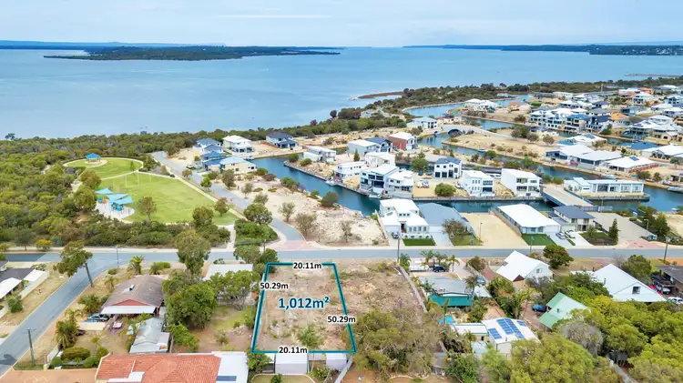 66 Queen Parade, Wannanup WA 6210