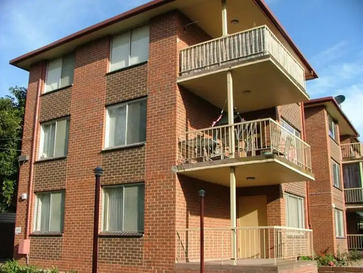 2/91 Thames St, Box Hill VIC 3128