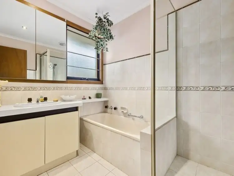 Fifth view of Homely house listing, 1/42 Terrara Road, Vermont VIC 3133