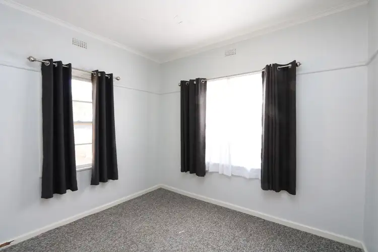 Sixth view of Homely house listing, 8 Pascoe Avenue, Maryborough VIC 3465