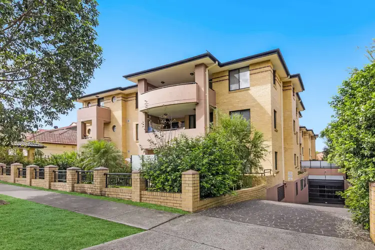 3/2-4 Hargrave Road, Auburn NSW 2144