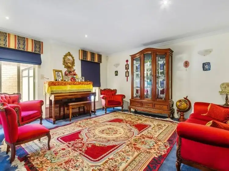 Second view of Homely house listing, 2 Earl Place, Hallam VIC 3803