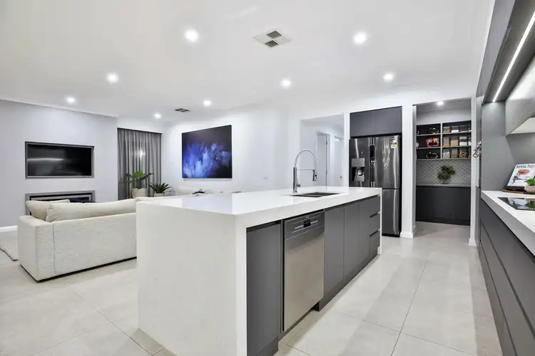 Sixth view of Homely house listing, 11 Windsor Court, Irymple VIC 3498
