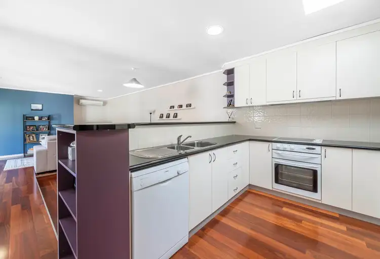 Fifth view of Homely townhouse listing, 2 Logue Place, Stirling ACT 2611