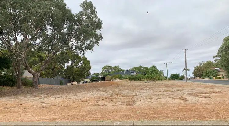 23 McDowell Street, Waroona WA 6215