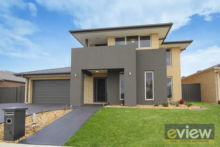 7 Aspera Place, Cranbourne North VIC 3977