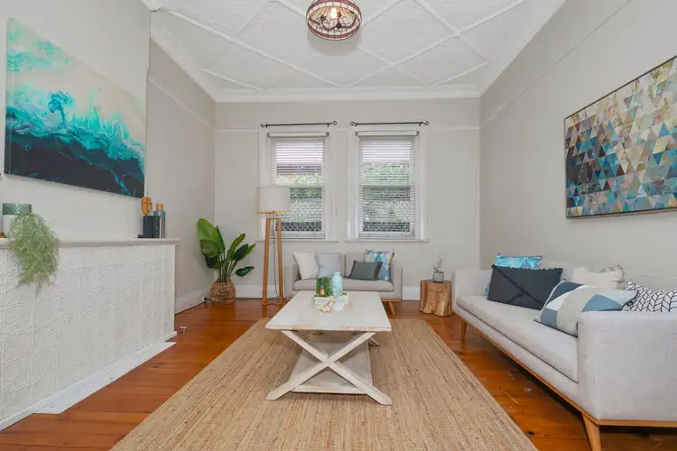 162 Lawson Street, Hamilton South NSW 2303
