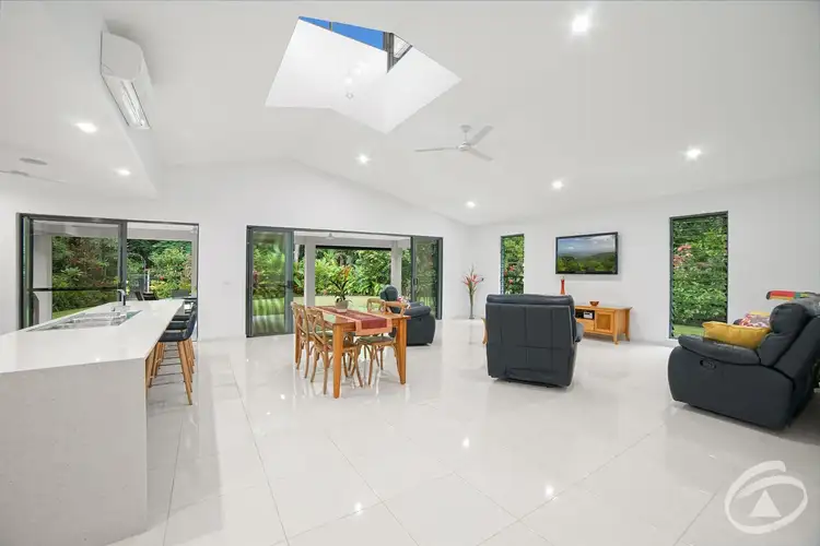 5 Eden Court, Clifton Beach QLD 4879