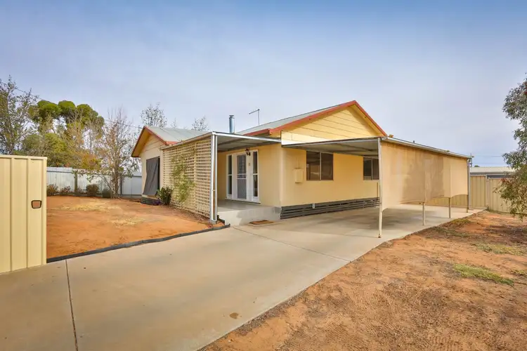 11 Friel Street, Buronga NSW 2739