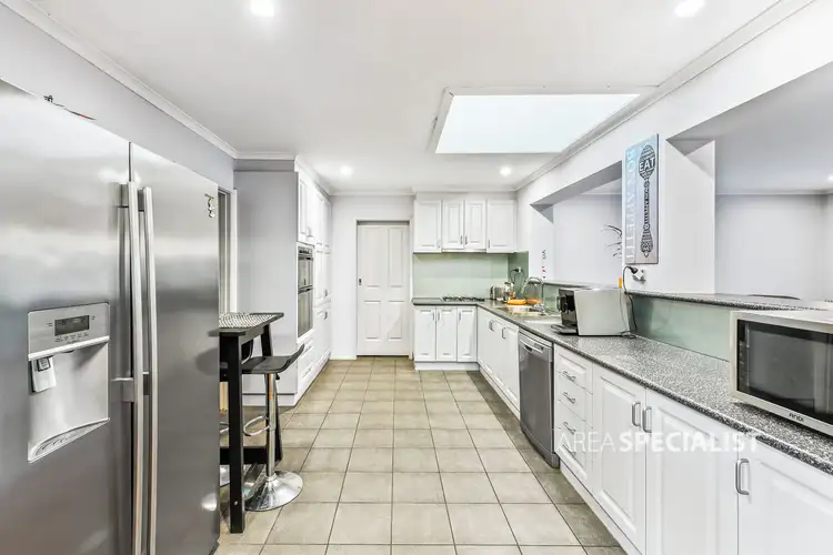 Fifth view of Homely house listing, 17 Wingala Avenue, Keysborough VIC 3173