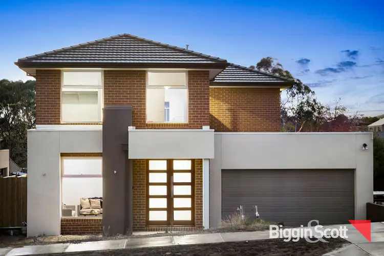 21 Verdant Crescent, Doncaster VIC 3108