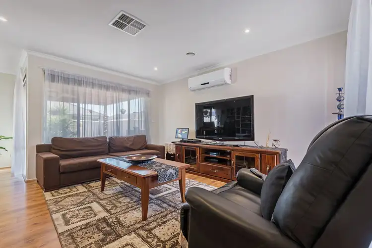 Fifth view of Homely house listing, 29 Mulberry Pass, Craigieburn VIC 3064