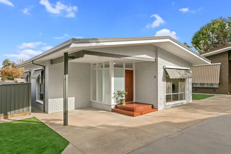 2/40 Reginald Street, Quarry Hill VIC 3550