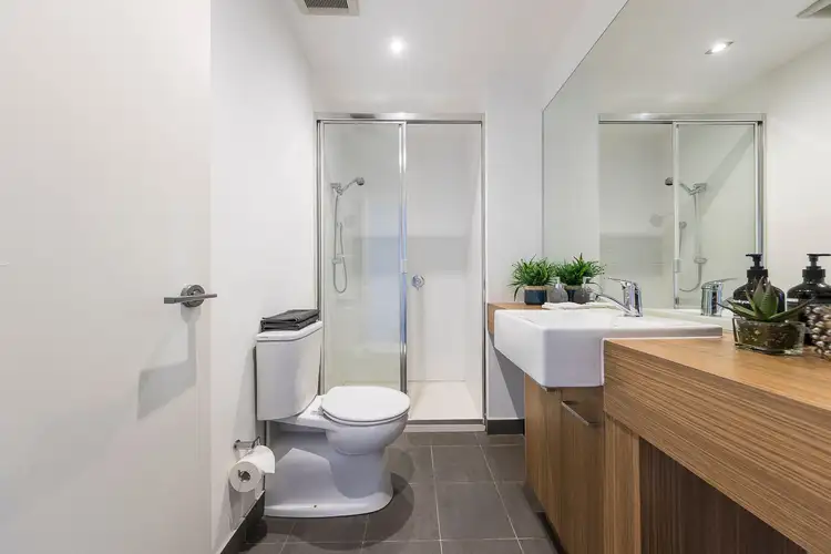 Sixth view of Homely apartment listing, 2/190 Mount Alexander Road, Travancore VIC 3032