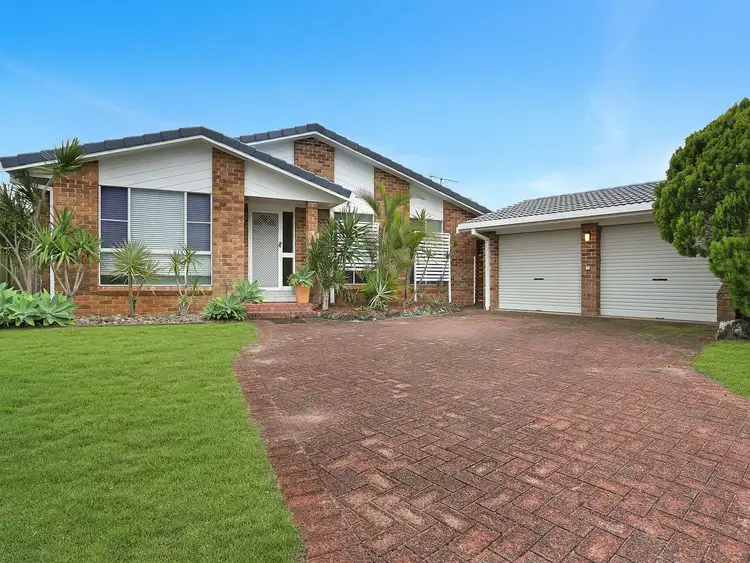 7 The Peninsula, Yamba NSW 2464