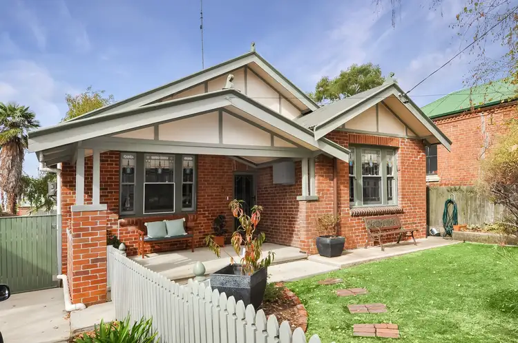 204 Seymour Street, Bathurst NSW 2795