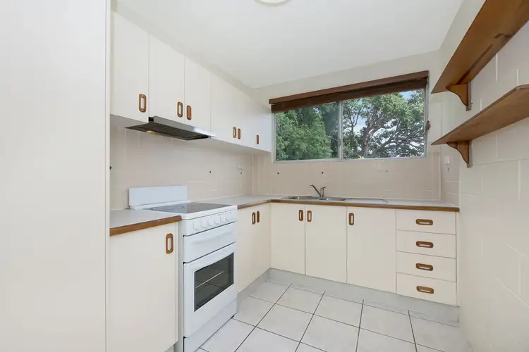 1/18 Armstrong Street, Hermit Park QLD 4812