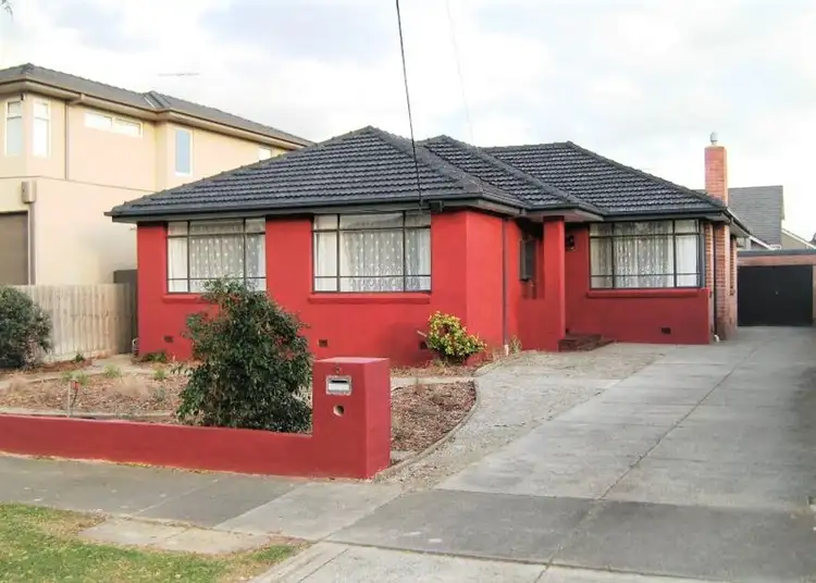 6 McKittrick Road