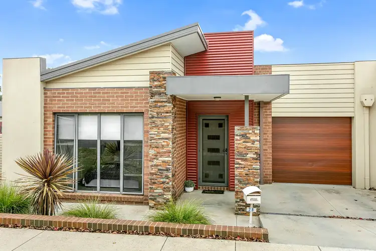 28 Lansell Street, Kangaroo Flat VIC 3555