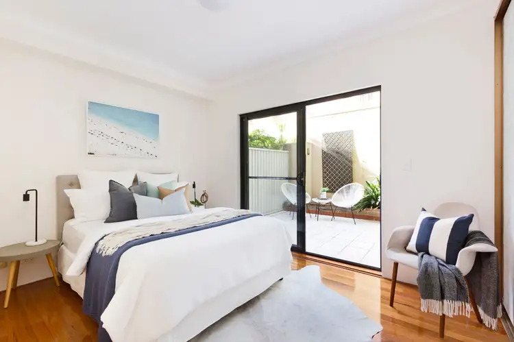 Third view of Homely apartment listing, 5/66 Beach Road, Bondi Beach NSW 2026