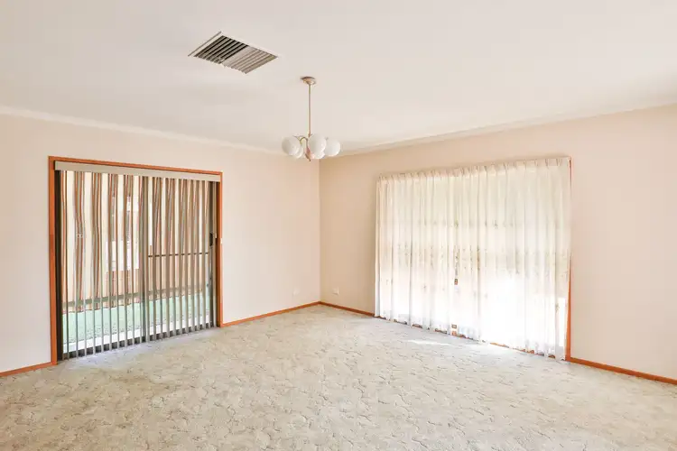 Fourth view of Homely unit listing, 2/83 Pasadena Grove, Mildura VIC 3500