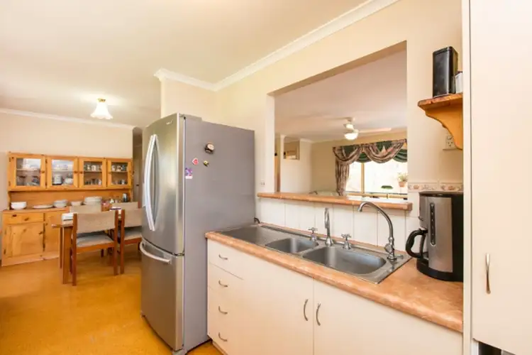 Sixth view of Homely house listing, 25 Kenyon Road, Red Cliffs VIC 3496