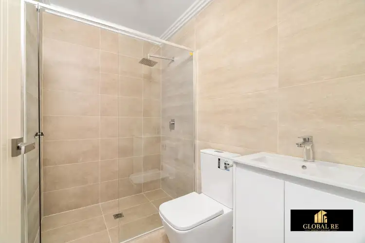 2/13-15 Gibson avenue, Casula NSW 2170