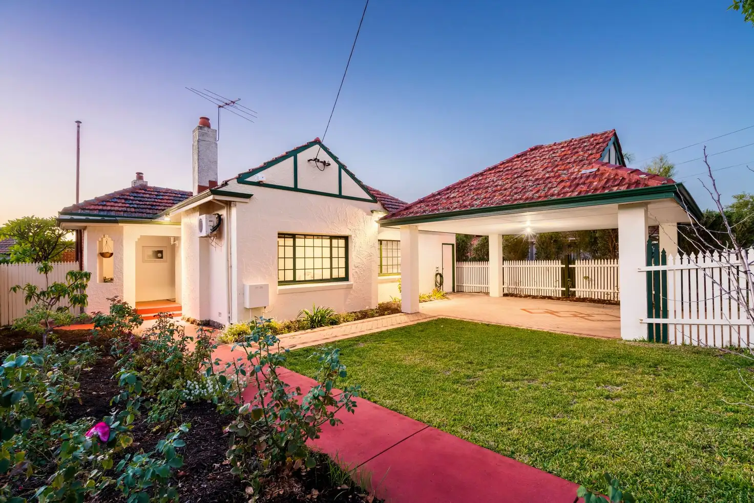 Main view of Homely house listing, 33 Robinson Street, Inglewood WA 6052