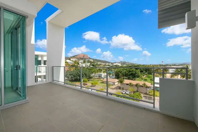 2708/6 Mariners Drive, Townsville City QLD 4810