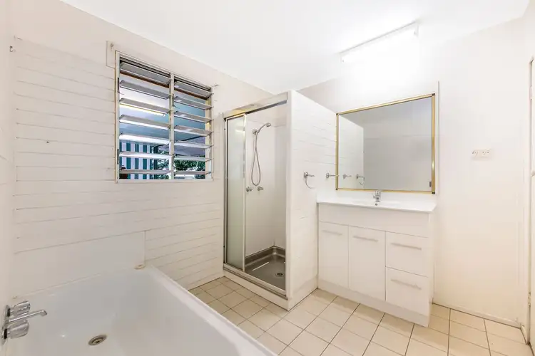 Fifth view of Homely house listing, 4 Surrey Street, Hyde Park QLD 4812