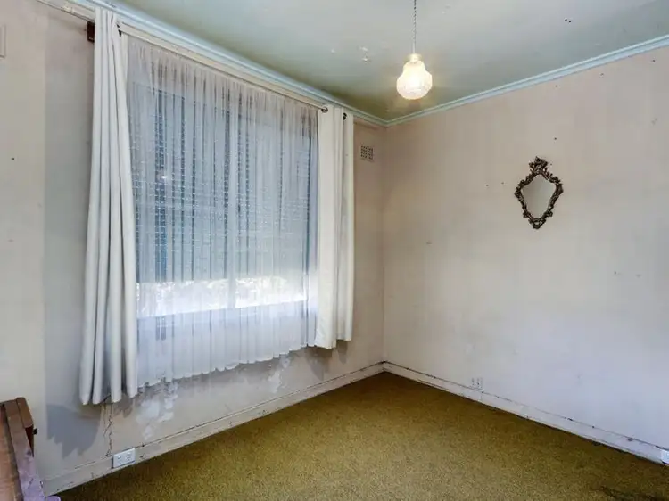 Fifth view of Homely house listing, 10 Norfolk Avenue, Broken Hill NSW 2880