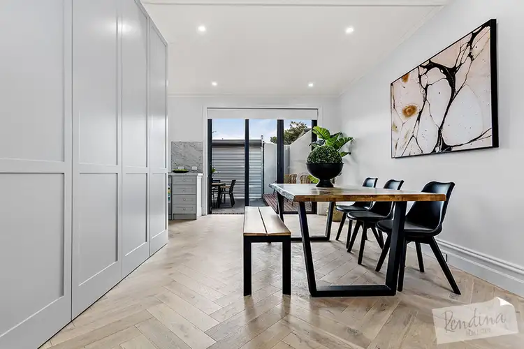 6 The Ridgeway, Kensington VIC 3031