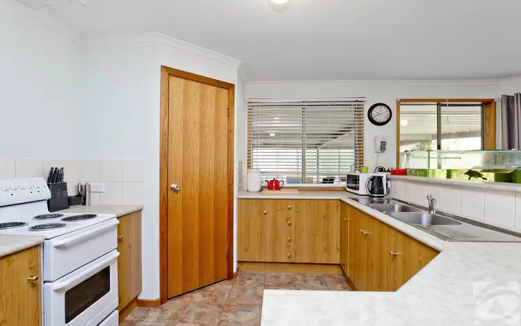Fourth view of Homely house listing, 27 St James Drive, Littlehampton SA 5250