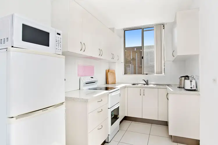 Second view of Homely unit listing, 10/17 Meadow Cr, Meadowbank NSW 2114