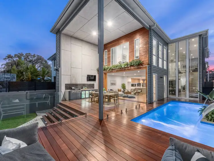 34 Gillan Street, Norman Park QLD 4170