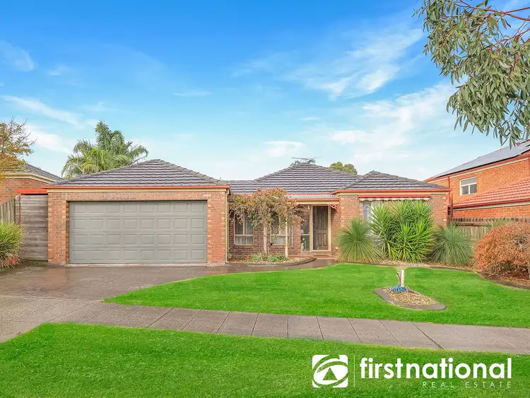 11 Cilento Crescent, Lynbrook VIC 3975