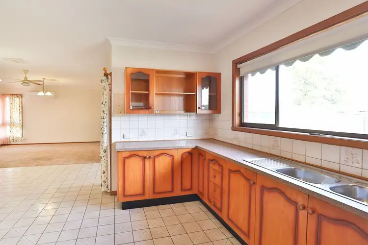 Fifth view of Homely house listing, 3 Noyce Court, Mildura VIC 3500