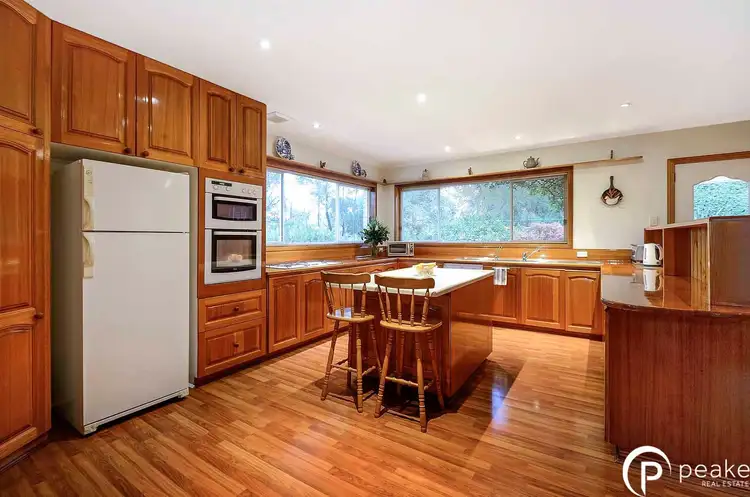 Fifth view of Homely house listing, 17 Caravelle Court, Berwick VIC 3806