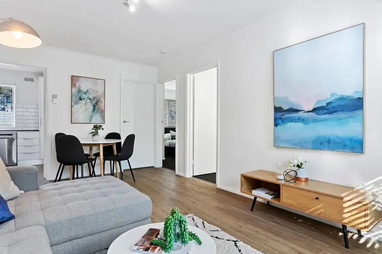 Sixth view of Homely apartment listing, 2/23 Hallam Street, Quarry Hill VIC 3550
