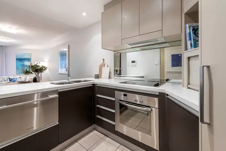 Sixth view of Homely apartment listing, 7/6 Oxley Street, Griffith ACT 2603