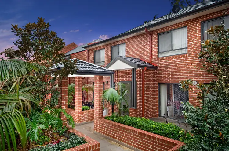 25/1 Anzac Avenue, Denistone NSW 2114
