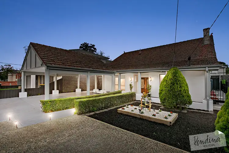 52 Mascoma Street, Strathmore VIC 3041