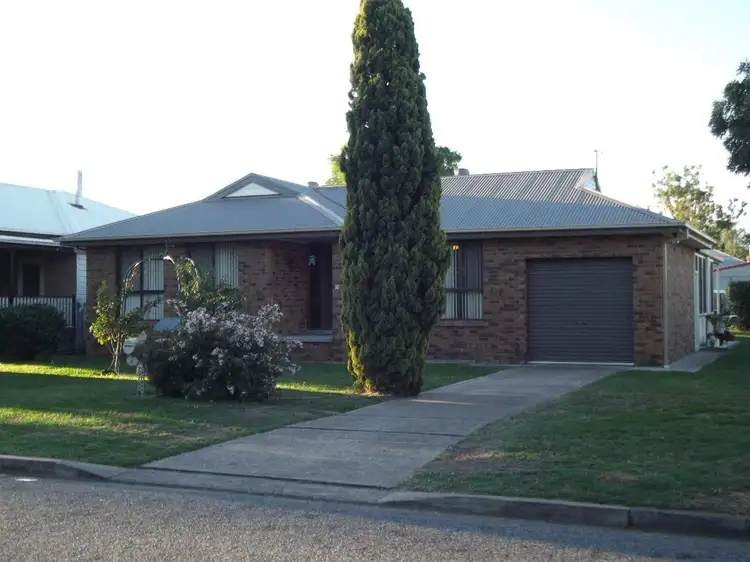 6 Isobel Street, Denman NSW 2328