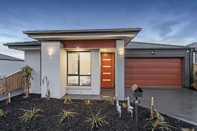 13 Sudbury Street, Mickleham VIC 3064